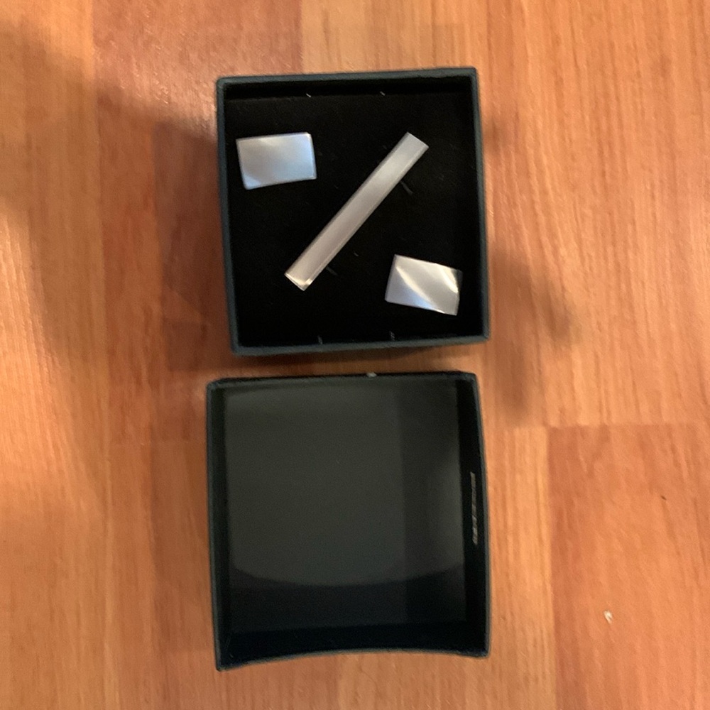 Next brand cuff links and tie pin